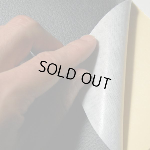 画像2: 合皮 生地 アウトレット シールタイプ　黒色（ブラック） (2)