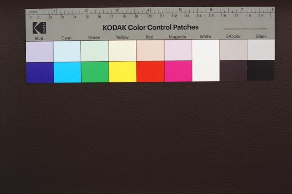 画像2: 合皮 生地 耐傷性レザー こげ茶色（ダークブラウン） (2)