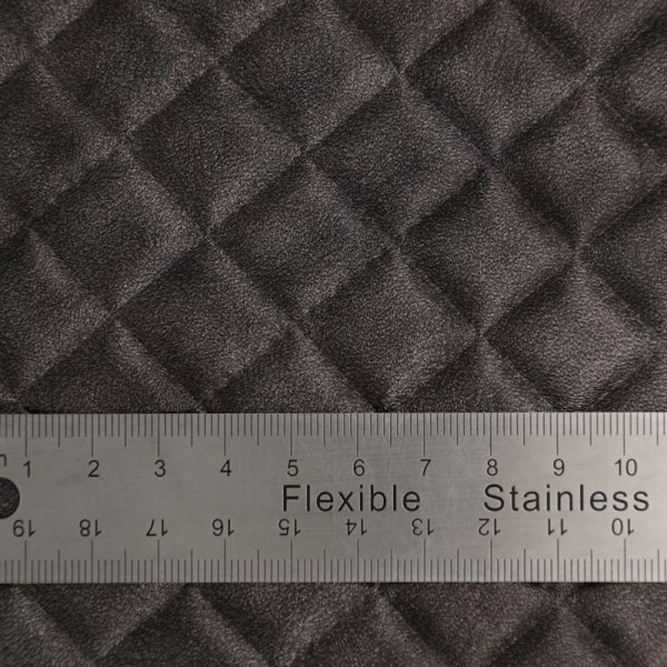 画像2: 合皮 生地 大ダイヤ柄　黒色（ブラック） (2)