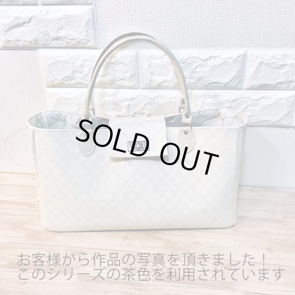 画像7: 合皮 アウトレット 生地 格子柄　こげ茶色（ダークブラウン） (7)