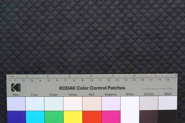 画像2: 合皮 生地 小ダイヤ柄　黒色（ブラック） (2)