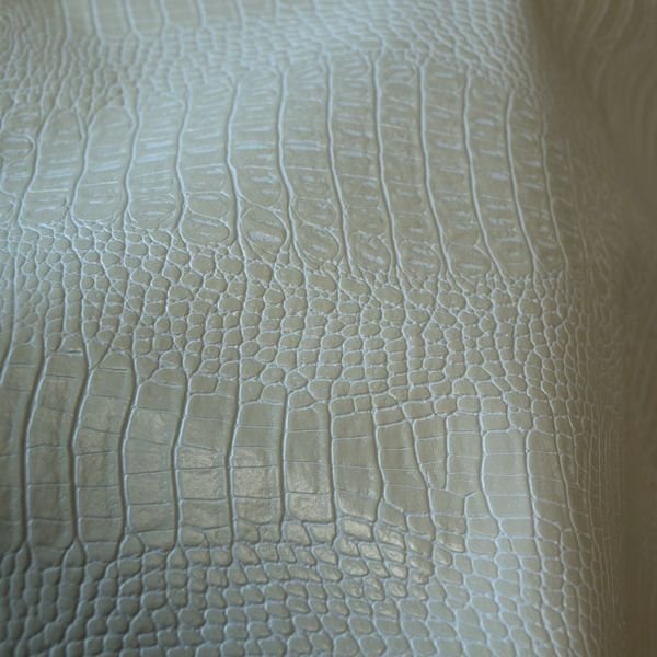 画像3: 合皮 生地 リアル・クロコダイル　白色（ホワイト） (3)