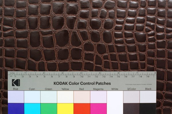 画像3: 合皮 生地 難燃 シンプル・クロコダイル　こげ茶色（ダークブラウン） (3)