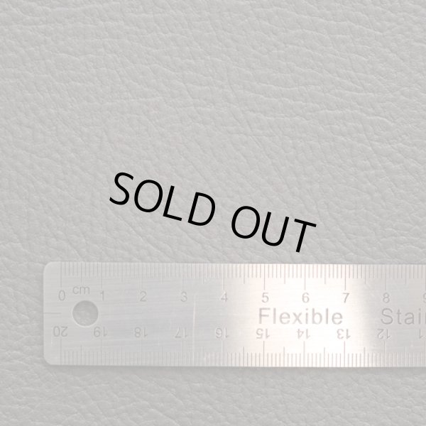 画像2: 合皮 生地 壁紙 淡茶色(モカブラウン) (2)