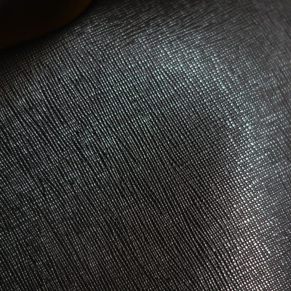 サフィアーノレザー調 黒色（ブラック） - 合皮.jp - 人工皮革・合成皮革の販売 生地通販